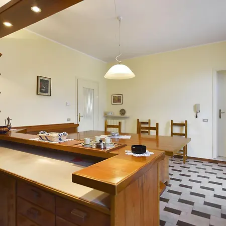 Casa Nonna Rina Дом отдыха Монцамбано
